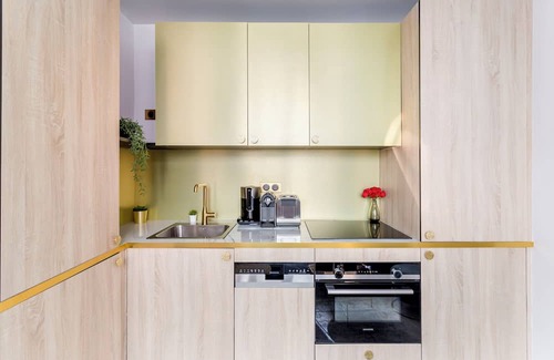 Quartier de la Porte-Saint-Denis Apartment | Merveil-Luxury Suite -MaraisPoissonniere