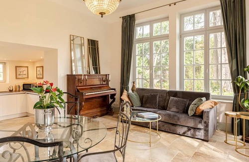 Saint-Justin Hotel | Château St Justin