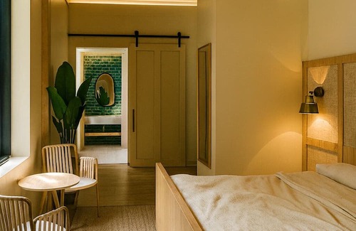 Tarpon Springs Hotel | The Livery Guesthouse