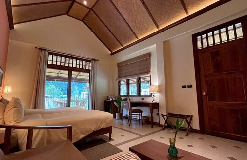 Khlong Sok Resort | Lost Horizon Resort - Khao Sok