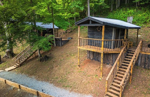 Lynx Cabin | Ohio Starlight Glamping Cabins