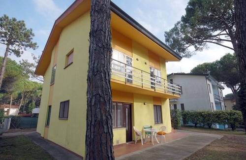 Lignano Riviera Apartment | Unwind in a serene and spacious vacation home