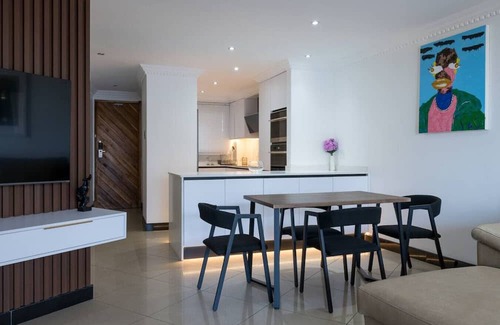 Durban Point Apartment | Stylish Stunner C707 The Sails