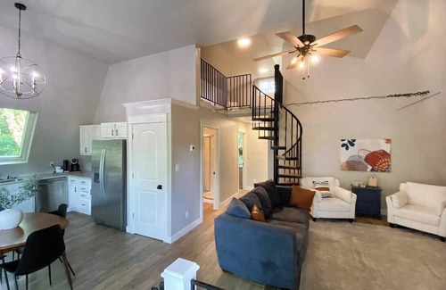 Lafayette Apartment | Modern Loft Apartment - Less than 5 miles from Purdue