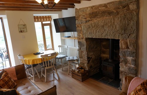 Cwmtirmynach Cottage | TY CAPEL CEFN BRITH NEAR BETWS Y COED