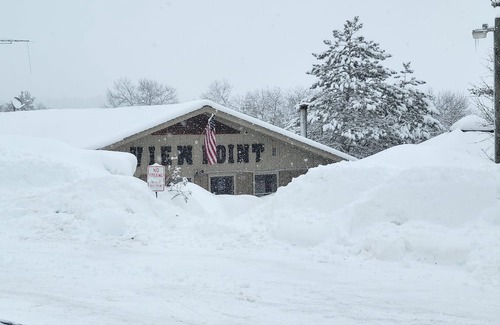 Gordon Cabin | Snowmobile paradise! 2.5 hrs-Twin Cities Charming 2bedroom cabin, Gordon Minong