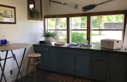 Eudora House | The Minnow Bucket - A lakeside get-away