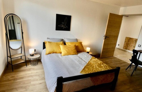 Lion-en-Sullias Bed & Breakfast | Guestroom Lion-en-Sullias, studio flat, 3 persons