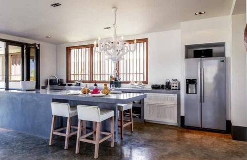 Kralendijk House | Luxury villa with private pool and private beach