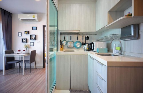 Hai Ya Condo | Charming City and Mountain View Condo