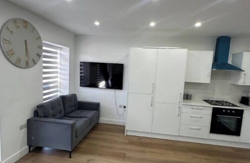 Newham Apartment | Deluxe 1 Bed Apartment in Londonnn