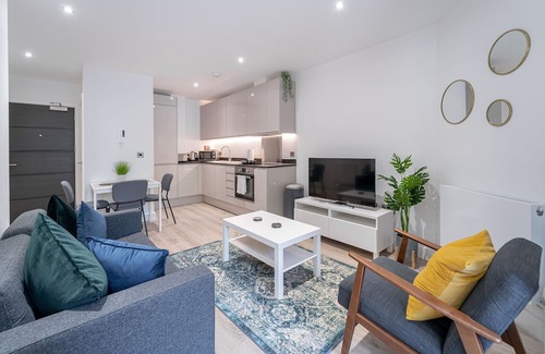 Barnt Green Apartment | Modern 1 bed apartment in Central Solihull