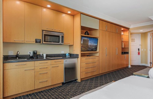 Las Vegas Condo | 𝐓𝐑𝐔𝐌𝐏 56th Floor ⁕ Luxury Suite ⁕ Strip Views