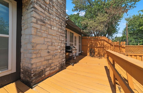 Pleasant Valley House | Relaxing Austin Stay Close to Downtown and Airport