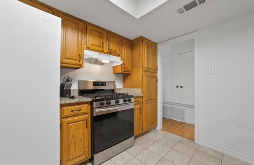 Pleasant Valley House | Relaxing Austin Stay Close to Downtown and Airport