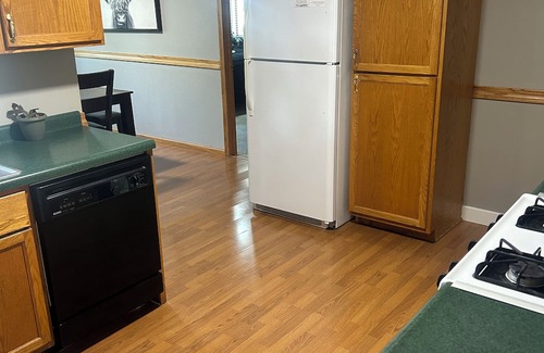 Waverly House | Waverly 3 Bed 2 Bath Homen