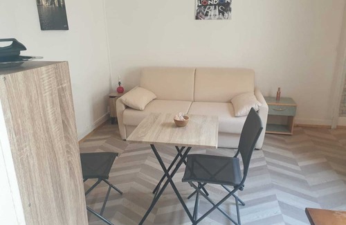 Cambrai Apartment | Petit Studio Centre de Cambrai
