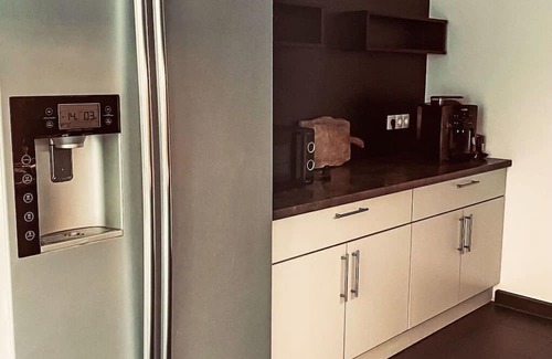 Steinberg am Rofan Apartment | Beautiful apartment for 10 guests with WIFI, hot tub, TV, patio, pets allowed and parking