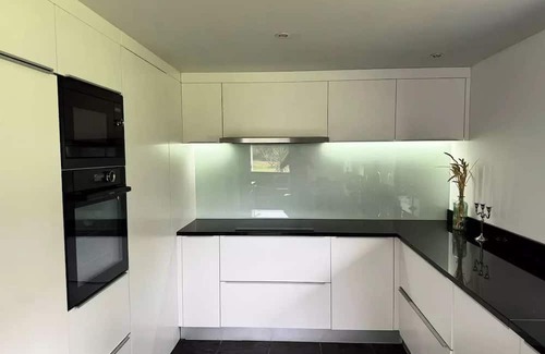 Angresse House | Residence Villa Casa Calabasas - Houses & Villas for 8 People