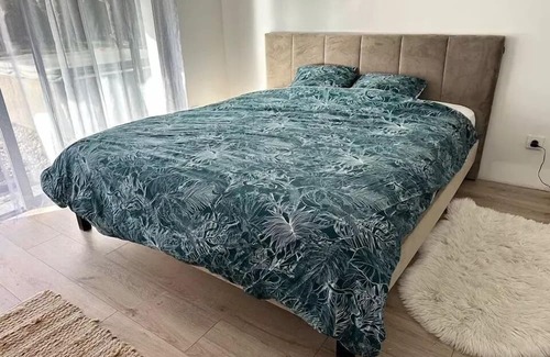 Angresse House | Residence Villa Casa Calabasas - Houses & Villas for 8 People