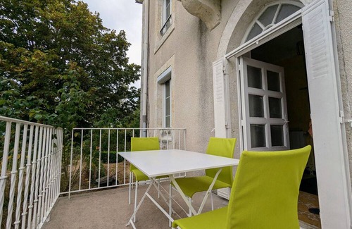 Jeu-les-Bois Cottage | Gite Jeu-les-Bois, 2 bedrooms, 5 persons