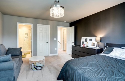 Centreville House | Beautiful secluded home close to Bull Run Battlefield, DC & more