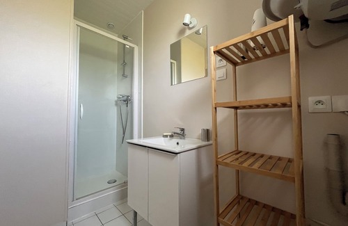 Avanton House | Maison Martigny B - Parking Privé - Proche Futuroscope et Aquascope