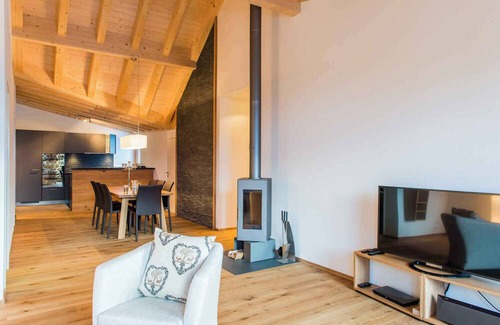 Engelberg Apartment | Holiday apartment with heating and ski storage