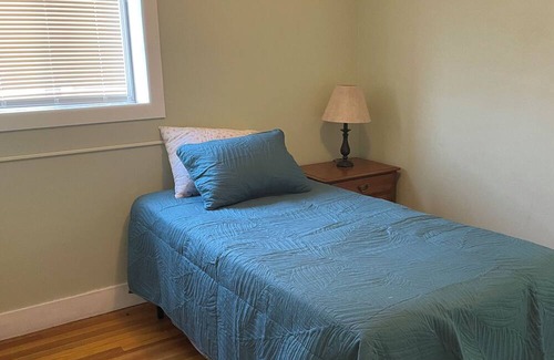 Honcut Other | Charming 3-bedroom farmhouse with WiFi and AC in Palermo