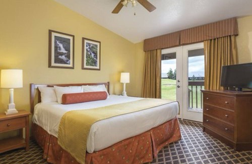 Pagosa Springs Resort | Luxury one bedroom unit with full amenities