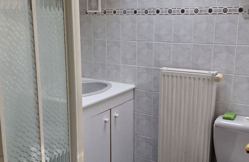 Luzech House | Small house on the village square in Luzech