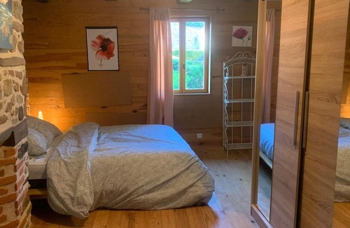 Orgnac-sur-Vezere House | Charmante Maison de Bourg Corrézienne, à L'orée de la Forêt - Animaux Acceptés !