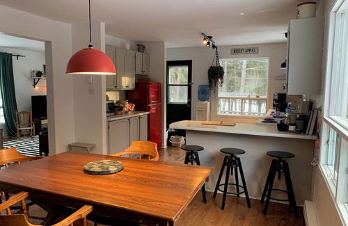 Lac-Brome House | House in the townships, halfway between Sutton/Lake Brome and Bromont!