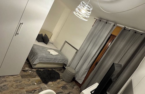 Musile di Piave Apartment | Charming 1-bedroom apartment in welcoming Musile di Piave with WiFi