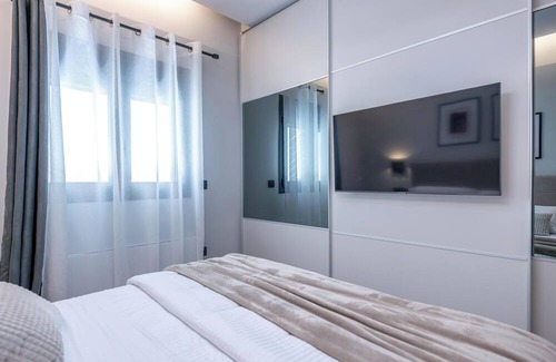 Nafplion City Centre Apartment | Two Bedroom Apartment with Garden View, FD Luxury Suites Nafplio