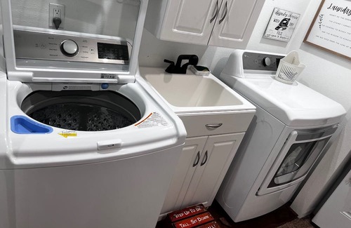 Gresham Apartment | Cozy studio in peaceful Gresham with WiFi, AC