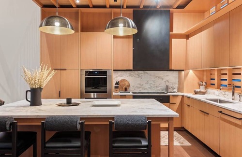 Snowmass Village House | Ski-In/Ski-Out at the Havens