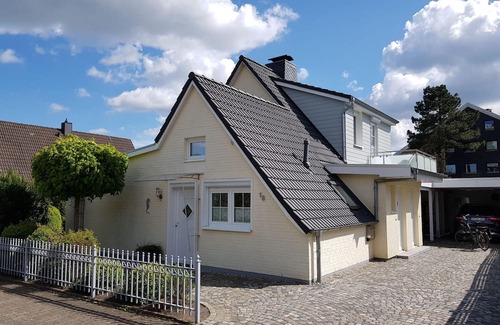 Timmendorfer Strand Apartment | Ferienhaus Sonnenrose Loffhagen, Garten Apartment