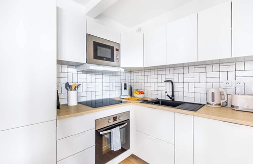 Begles Apartment | LA Belle Rose Appartement 4 Personnes Proche Gare Bordeaux