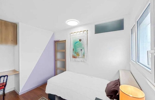 Saint-Herblain House | Homerez - Beautiful house for 5 ppl. with garden and balcony at Saint-Herblain