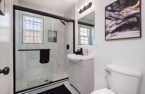 Beverly Hills Apartment | Private Paradise 1 BR Apartment near Sunset Blvd.