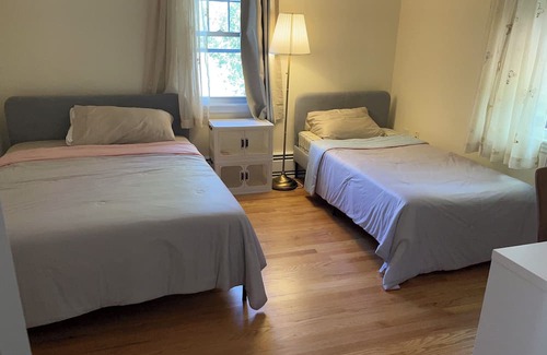 Lexington House | 2beds room