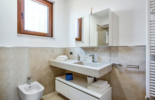 Caiazzo Villa | Homerez - Villa for 17 ppl. with swimming-pool, garden and terrace at Caiazzo