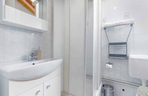 Flengi Apartment | Holiday apartment with washing machine and WiFi