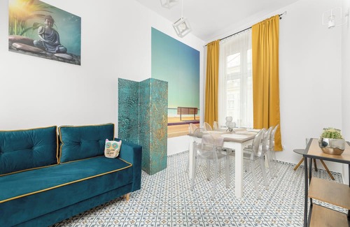 Bytom Apartment | Yellow Apartment in Bytom by Renters