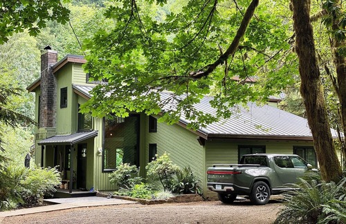 Tillamook Cabin | Private waterfall, 3 acres of forest, 400ft of Wilson River, with music & coffee