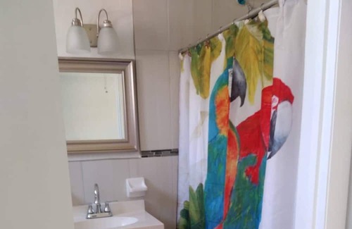 Bouvet Island Bed & Breakfast | High Rock Oasis 2 - The PERFECT getaway!