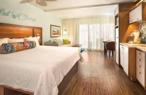 Red Hook Resort | 2 Wyndham Margaritaville Beachfront Resort and Club!