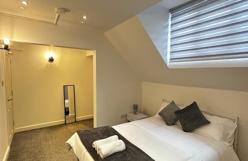 Oldham House | Entire Apartment Manchester - Near Etihad Stadium - Close To The City