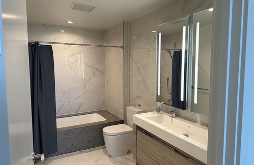 Downtown Los Angeles Condo | Luxury Condo Downtown LA! W/ Views!